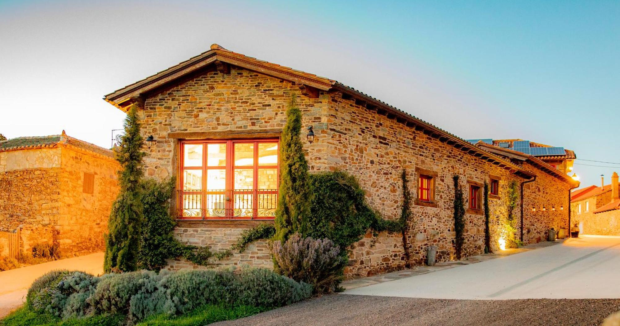 Hostal Via Avis Santa Catalina de Somoza Exterior foto
