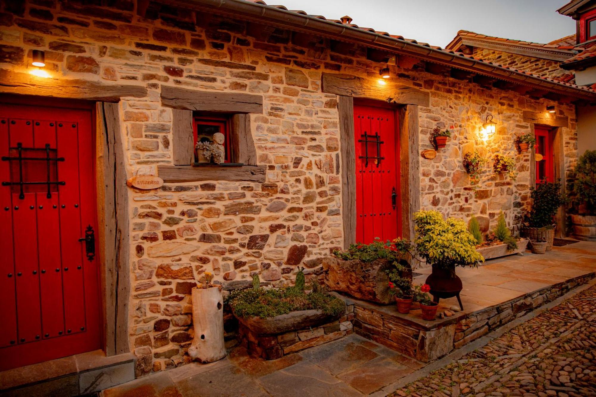 Hostal Via Avis Santa Catalina de Somoza Exterior foto